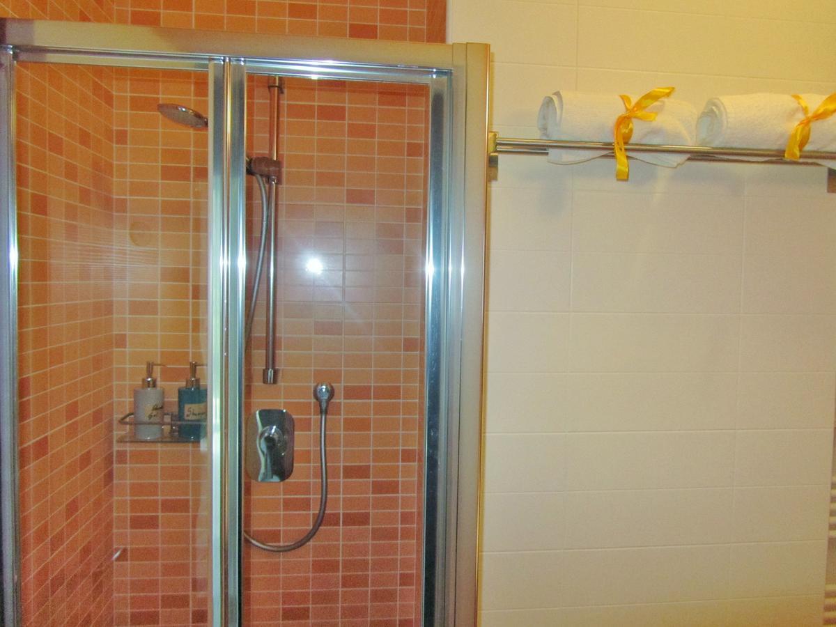 B&B Il Giardino In Citta - Parcheggio Privato Gratuito Foggia Room photo
