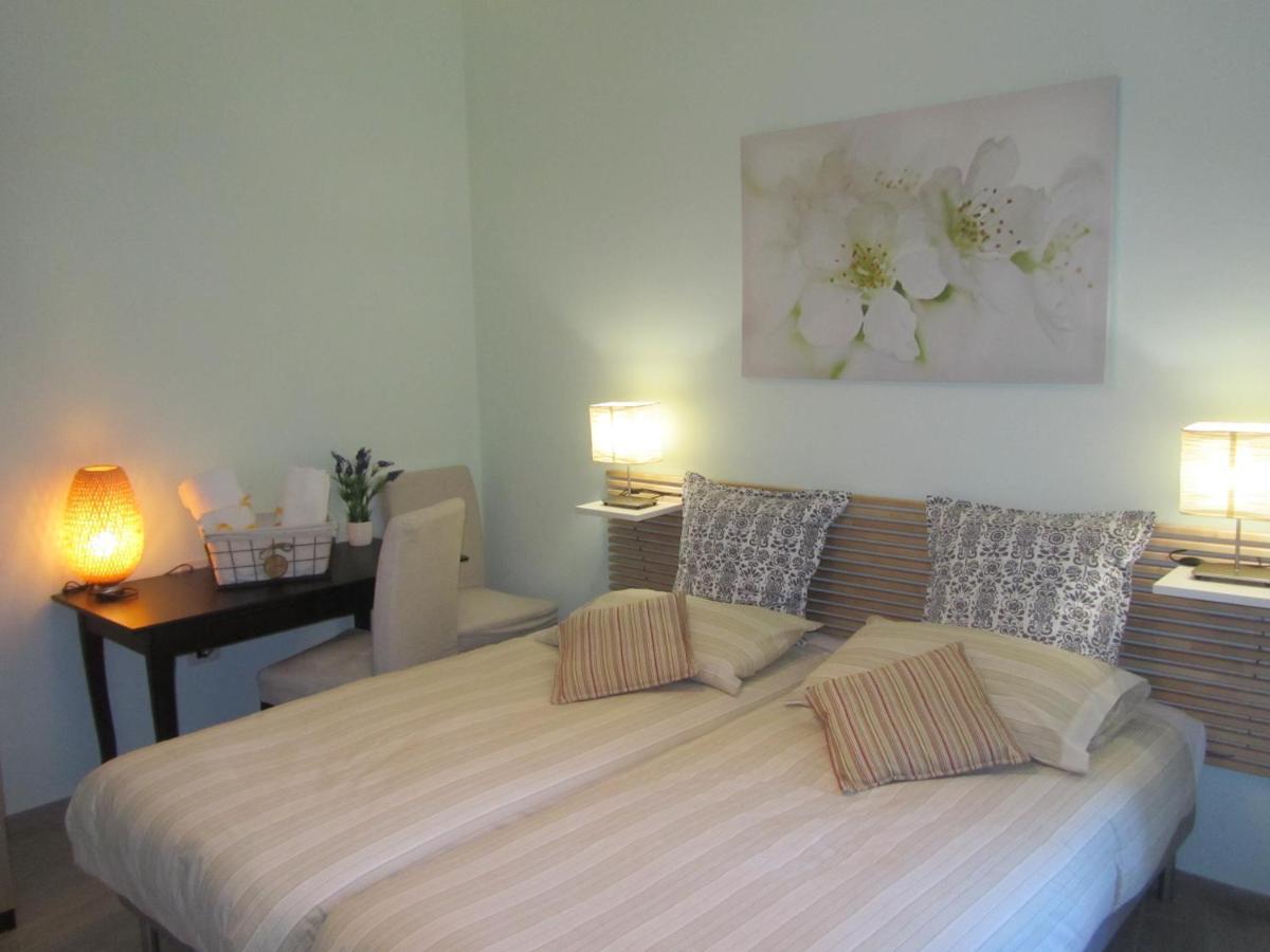 B&B Il Giardino In Citta - Parcheggio Privato Gratuito Foggia Room photo